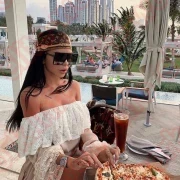 Мечты 💭 должны сбываться А мы созданы для того что бы их осуществить🌺