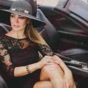 Требуются девушка для работы на апартаментах с проживанием