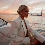 Приглашаем на работу девушек 18+