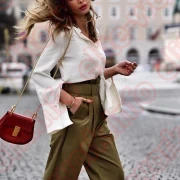 Высокооплачиваемая вакансия для красивых девчонок в Греции