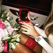 Требуются девушки в сфере сопровождения. ЗП от 300000