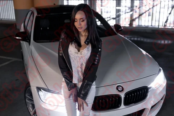 В салон требуются привлекательные девушки