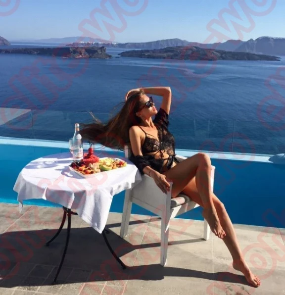 Хочешь быть в центре внимания, получать подарки и жить красиво?