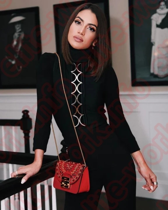 Работа с отличными условиями для девушек - вакансия id8089 на EliteWork