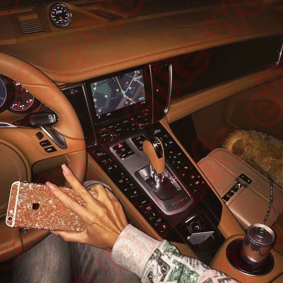 Работа для девушек всех типажей!